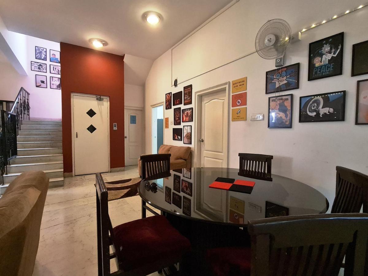 Hostel Lifespace- Twin Bungalow With Pods, Bunks, Private Rooms, Cowork & Cafe Pune Eksteriør billede