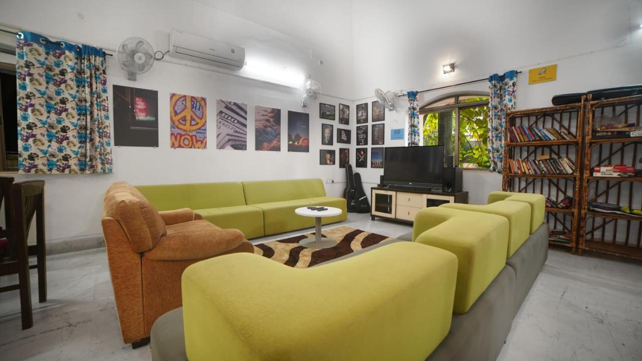 Hostel Lifespace- Twin Bungalow With Pods, Bunks, Private Rooms, Cowork & Cafe Pune Eksteriør billede