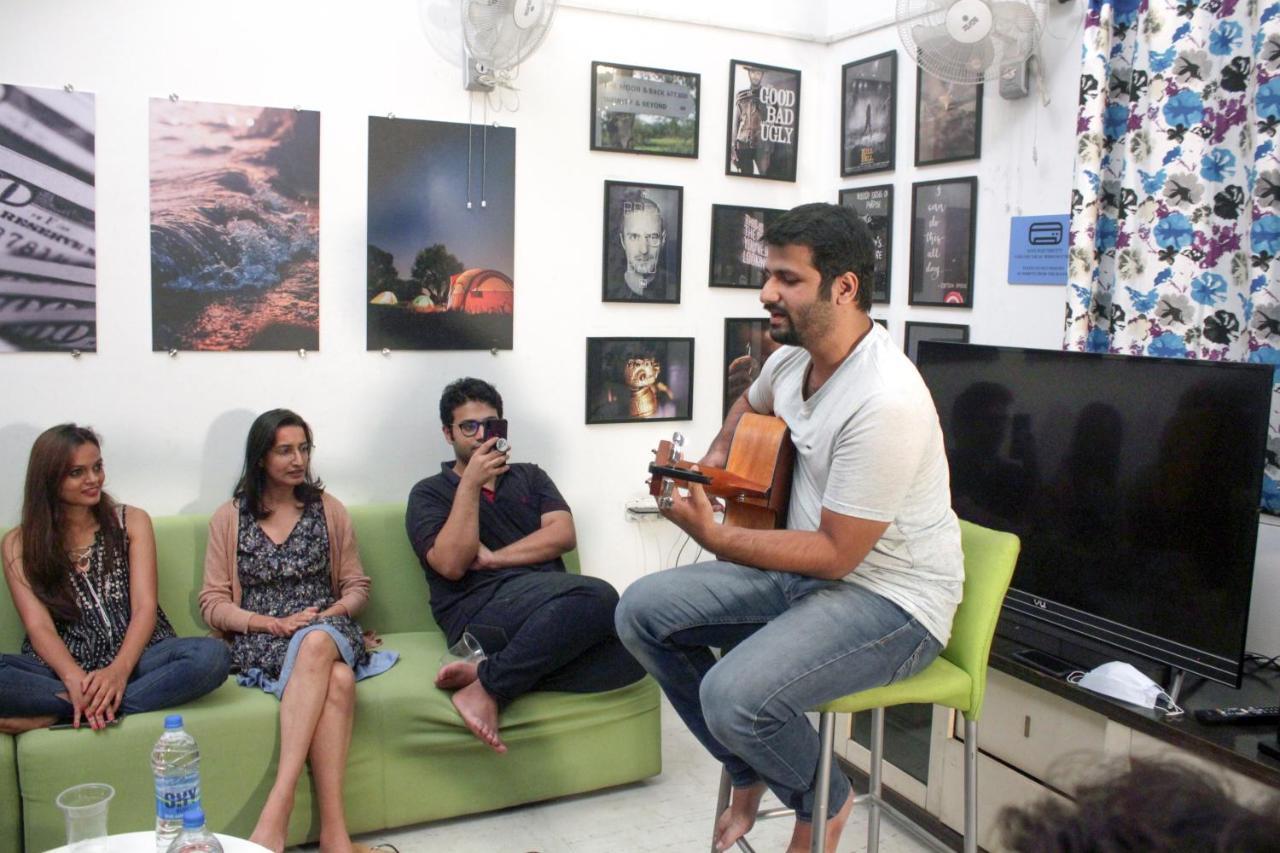 Hostel Lifespace- Twin Bungalow With Pods, Bunks, Private Rooms, Cowork & Cafe Pune Eksteriør billede
